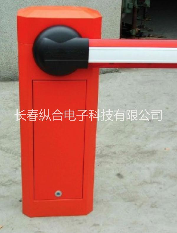 白城ZH-1080道閘機(jī)廠家圖片