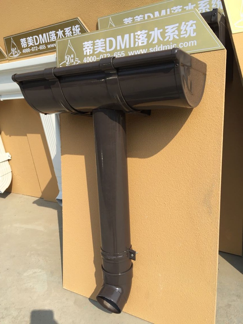 別墅用落水系統(tǒng)天溝雨水管圖片