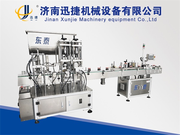 灌裝封蓋機(jī)圖片