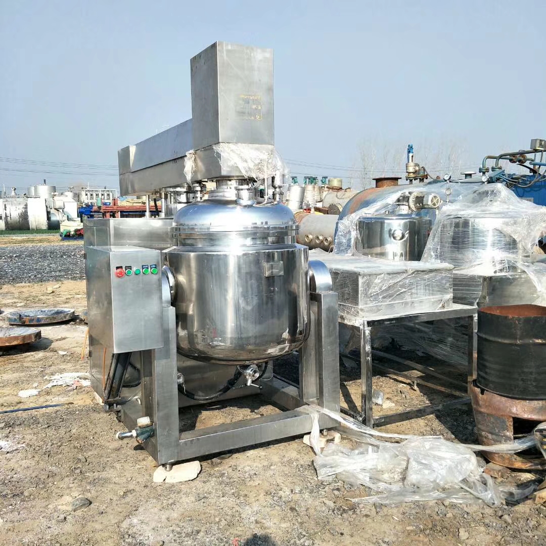 真空乳化機(jī)圖片