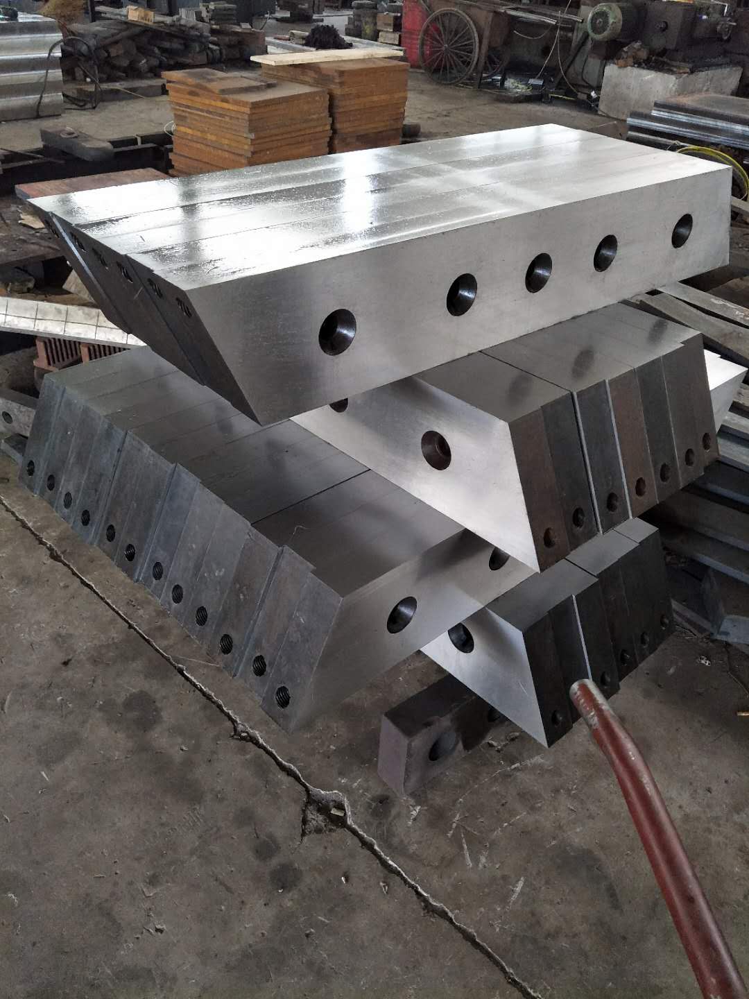 數(shù)控剪板機刀片圖片