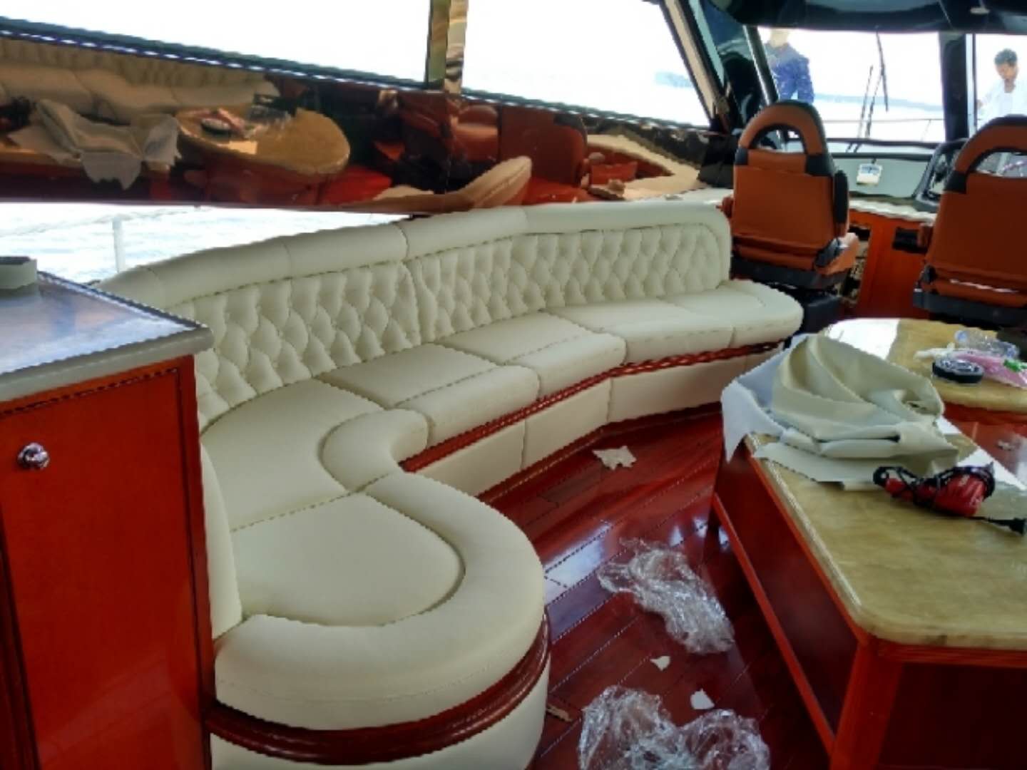 寶安區(qū)沙發(fā)翻新圖片