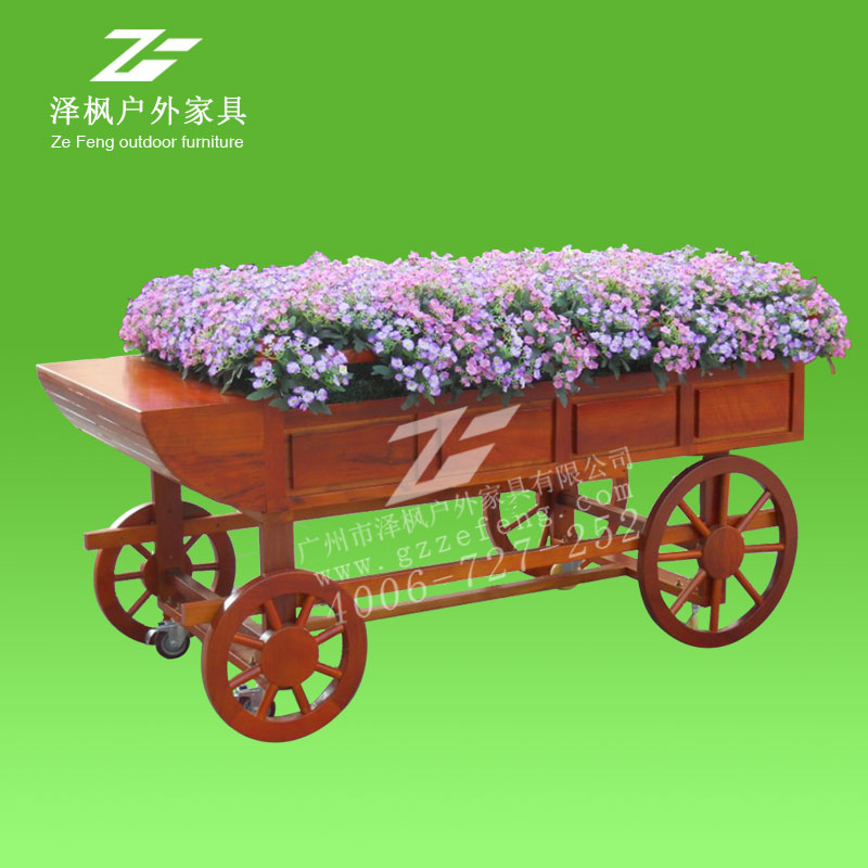 船型實(shí)木花車 可移動木制花車圖片