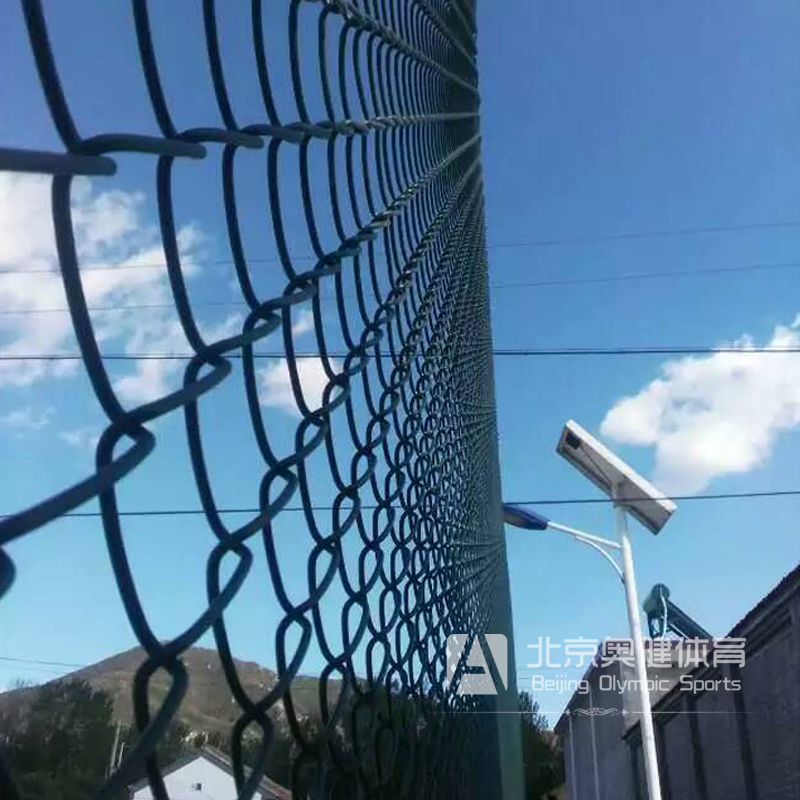 戶外塑膠球場專用圍網(wǎng)燈光圖片/戶外塑膠球場專用圍網(wǎng)燈光樣板圖 (1)
