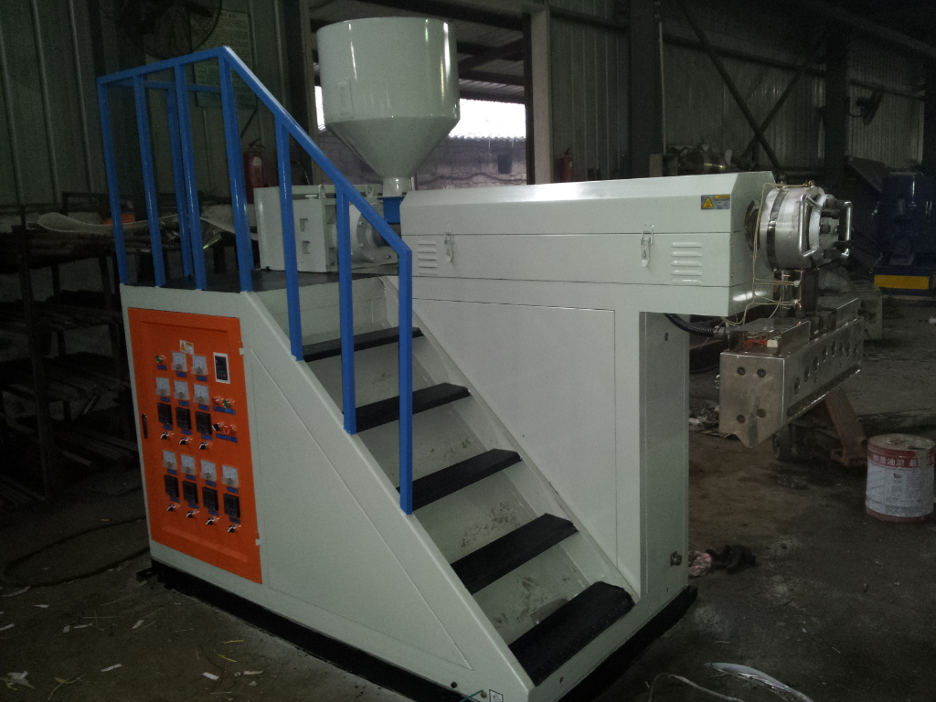 全國(guó)熱銷性價(jià)比高的氣泡膜機(jī)圖片/全國(guó)熱銷性價(jià)比高的氣泡膜機(jī)樣板圖 (4)