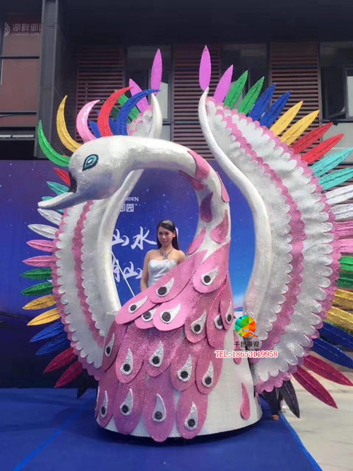 節(jié)日彩車的歷史由來圖片