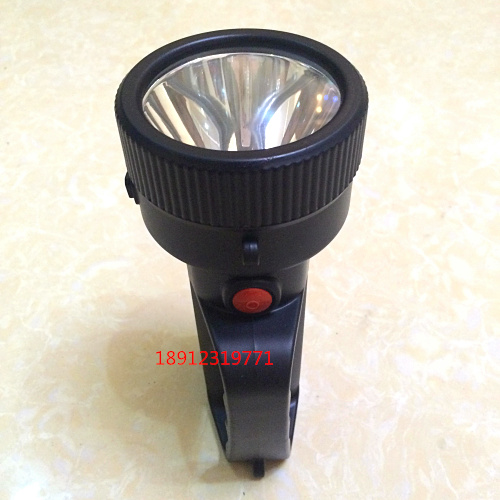 華榮BAD301防爆強(qiáng)光工作燈圖片/華榮BAD301防爆強(qiáng)光工作燈樣板圖 (4)