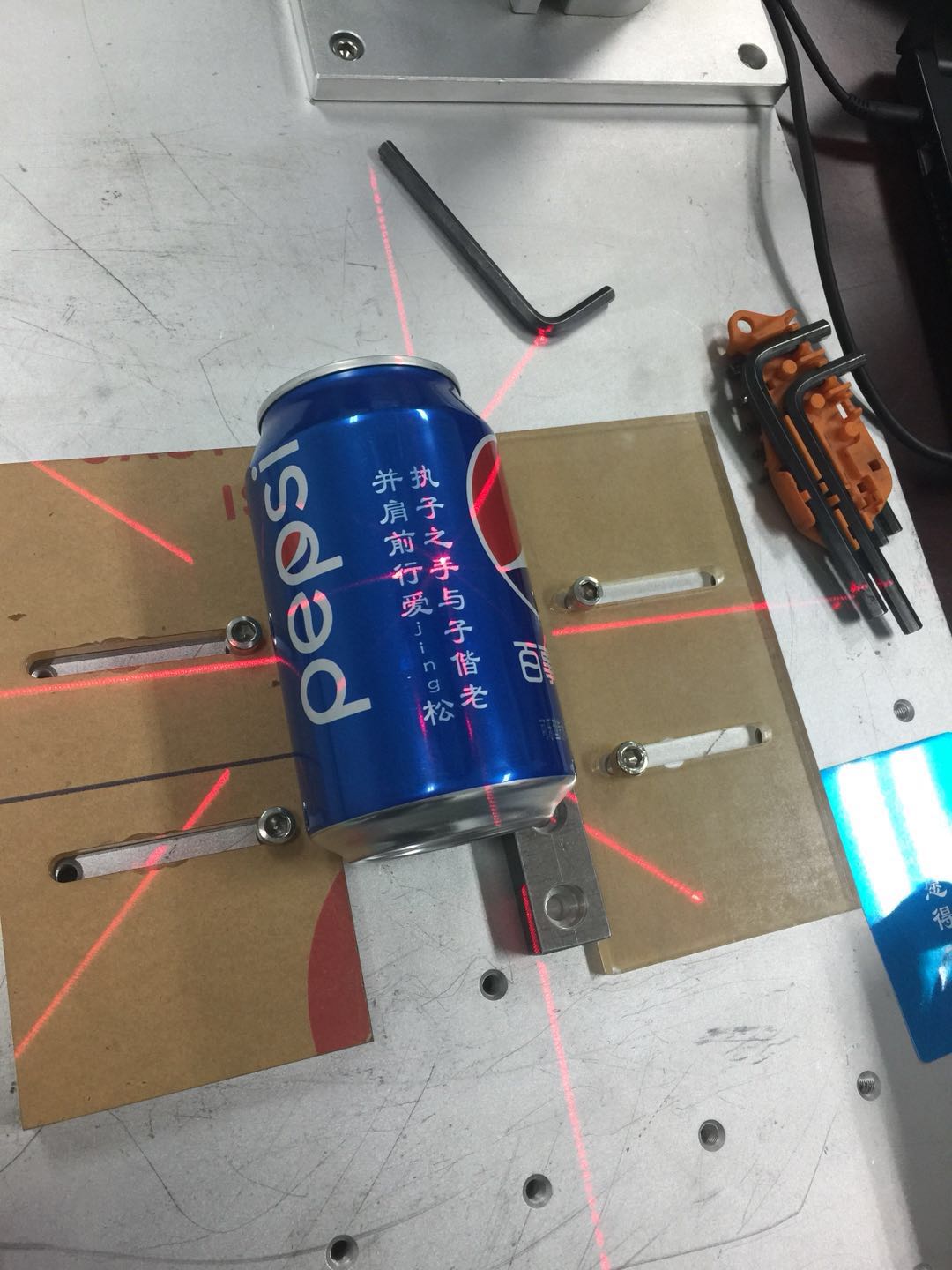 激光打標(biāo)機(jī)價(jià)格，激光打標(biāo)機(jī)租賃，激光刻字機(jī)租賃