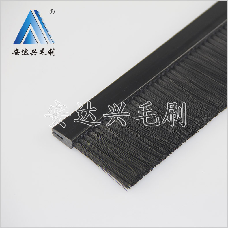 機(jī)柜毛刷圖片/機(jī)柜毛刷樣板圖 (1)