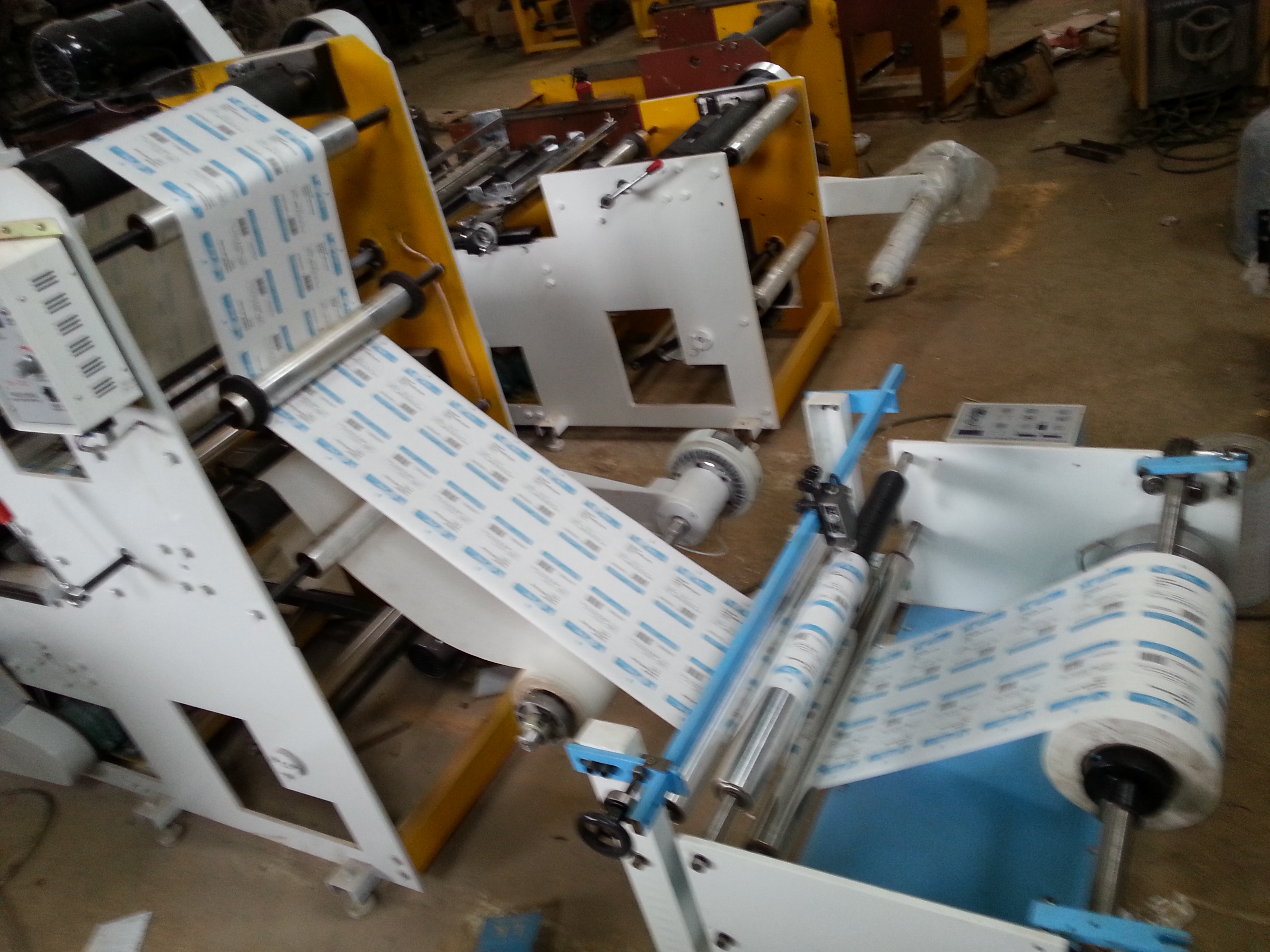 紙塑復(fù)合制袋機(jī) 重壓力型醫(yī)用紙塑包裝高速制袋機(jī)