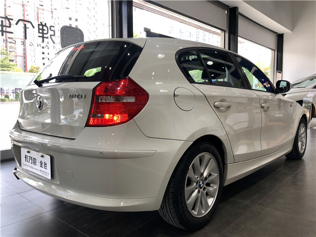 二手車貿(mào)易圖片/二手車貿(mào)易樣板圖 (4)