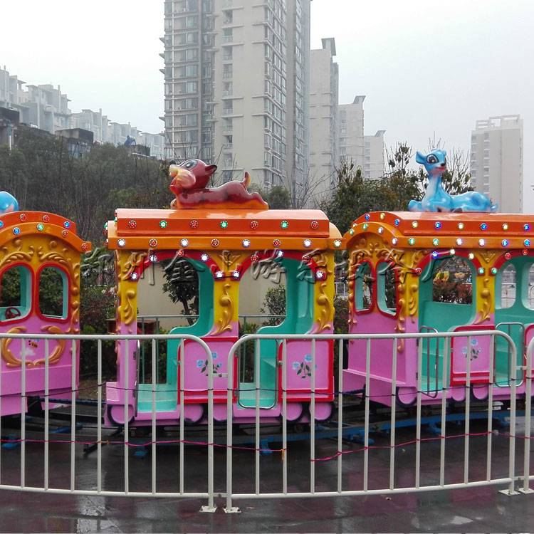 供應中小型游樂設備金山游樂廠家直銷 是逍遙水母 花了飛車 飄車 小擺錘 大象觀光小火車 大象觀光小火車游樂設備價格 廠家
