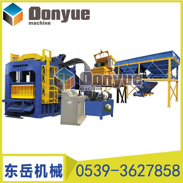 QT8-15大型全自動(dòng)免燒磚機(jī)圖片