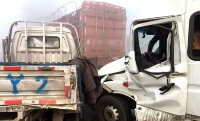 報(bào)廢汽車(chē)圖片/報(bào)廢汽車(chē)樣板圖 (3)