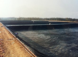 重慶HDPE防滲膜廠家_防滲膜規(guī)格型號(hào)0.5-3