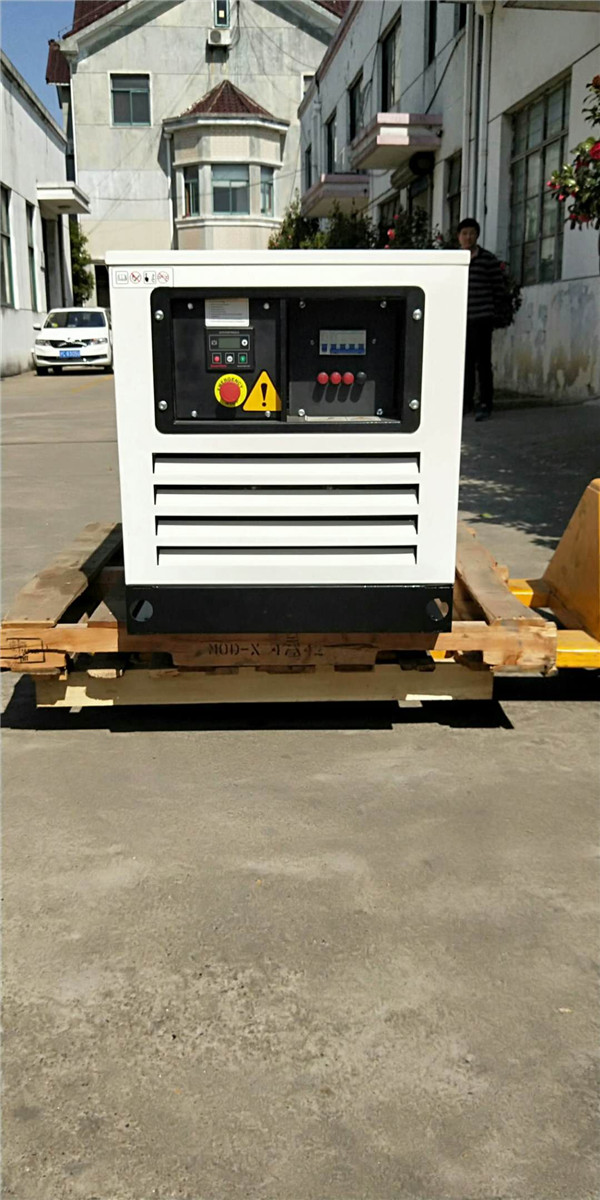 靜音柴油發(fā)電機圖片/靜音柴油發(fā)電機樣板圖 (4)