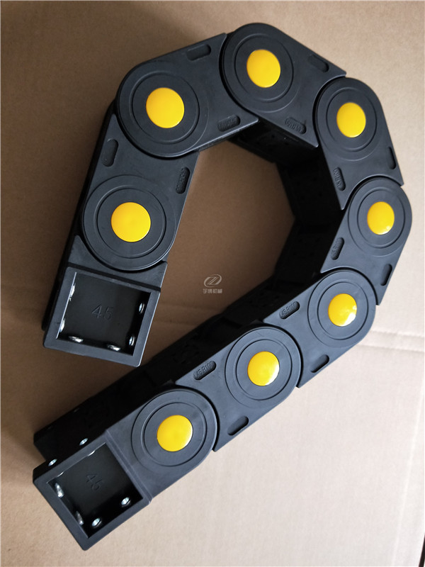 穿線機(jī)床拖鏈圖片