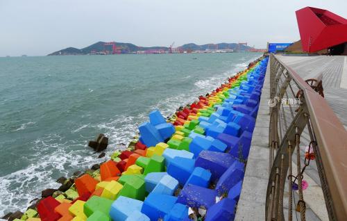 防浪石模具_(dá)海浪緩沖石模具_(dá)振通