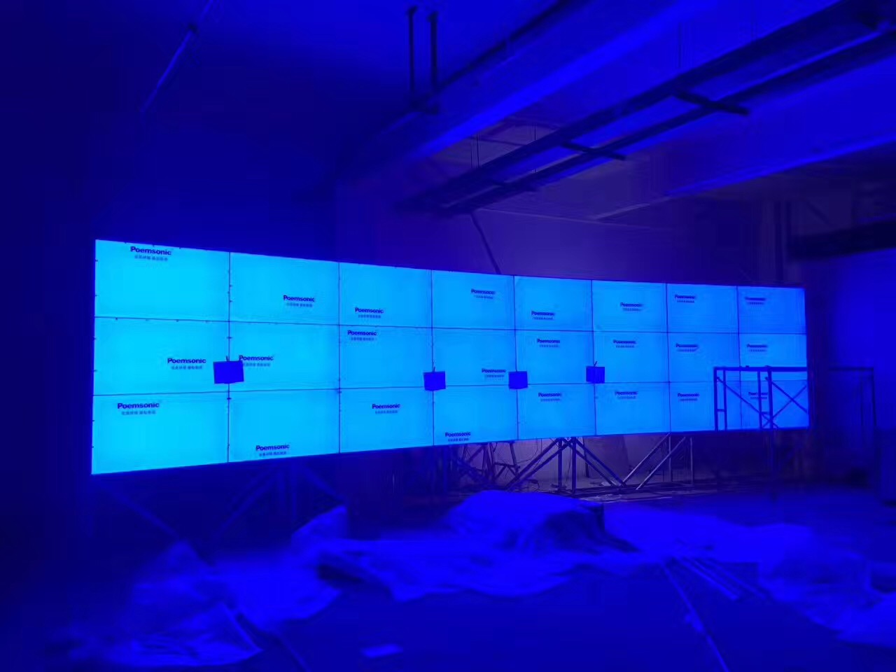 三星46寸液晶拼接屏圖片