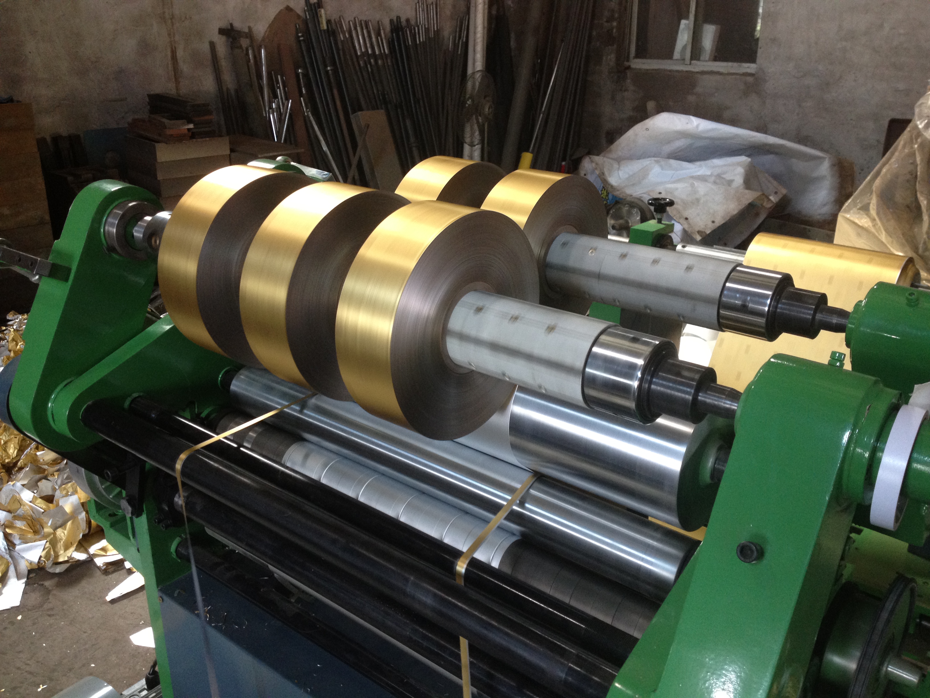 多功能表面高速分切機(jī)圖片