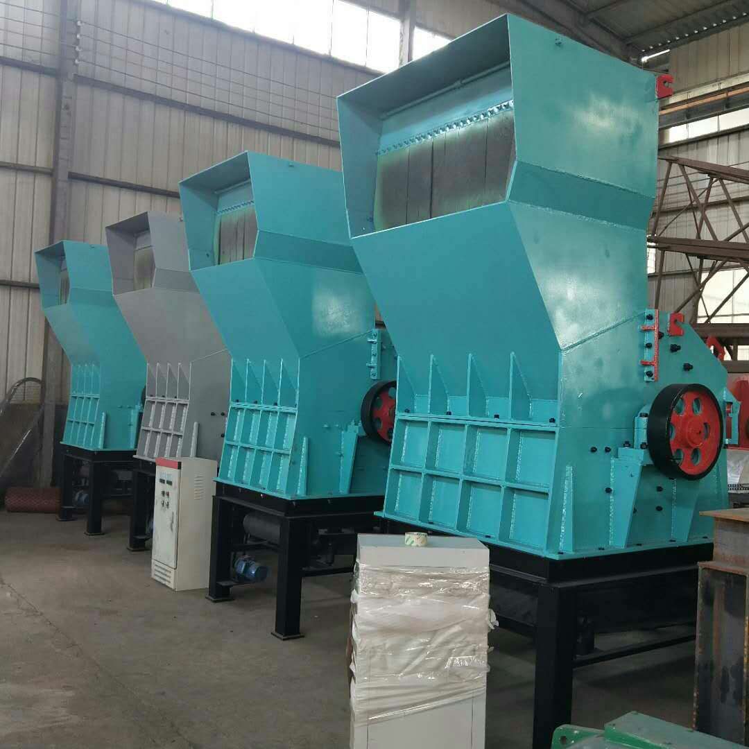 油漆桶破碎機(jī)圖片