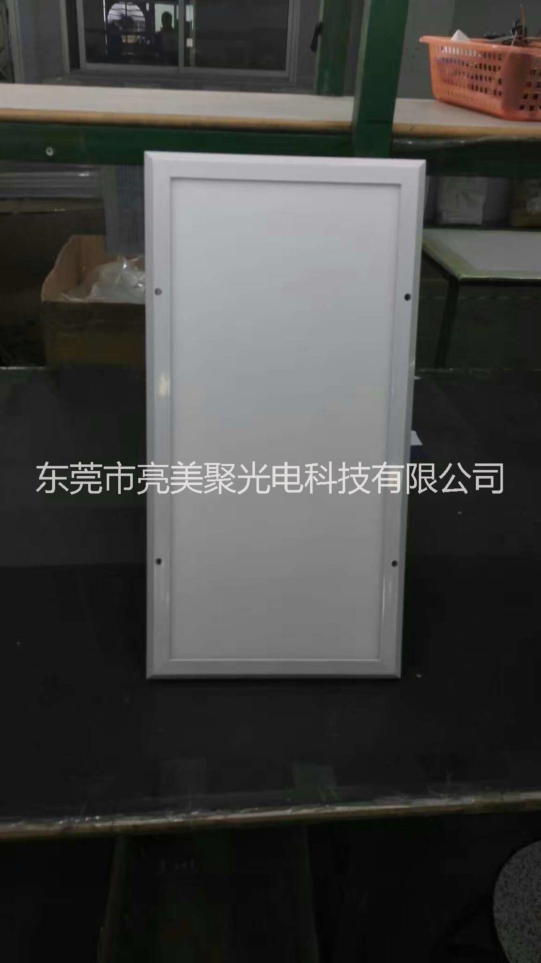 LED無塵車間、醫(yī)院專用潔凈燈圖片