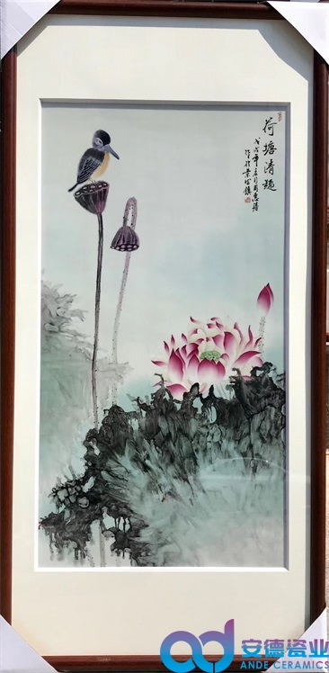 手绘荷花陶瓷板画厂家定制批发图片