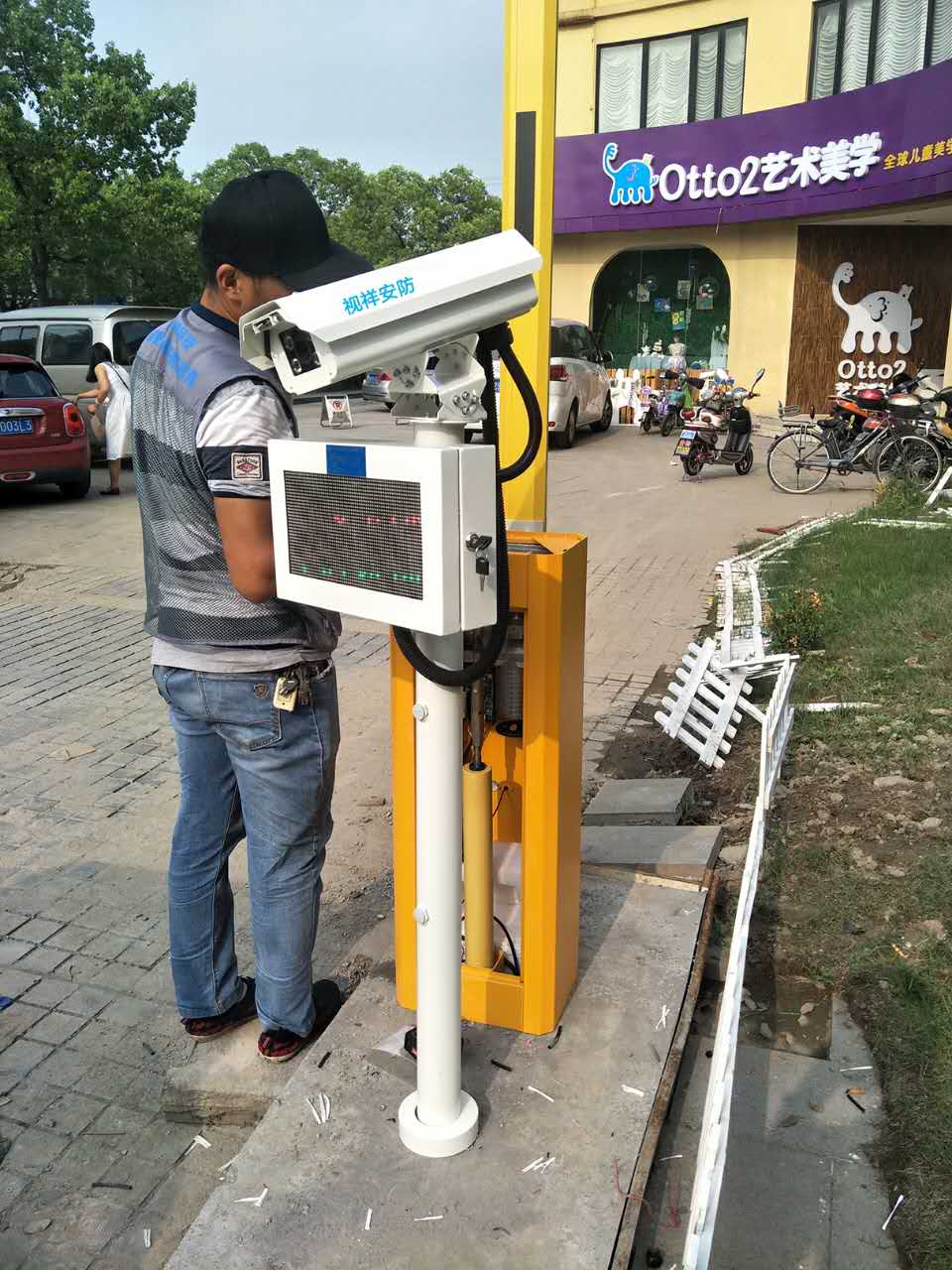 供應上海車牌識別安裝公司、車牌識別云支付廠家、上海車牌識別系安裝找視祥安防科技