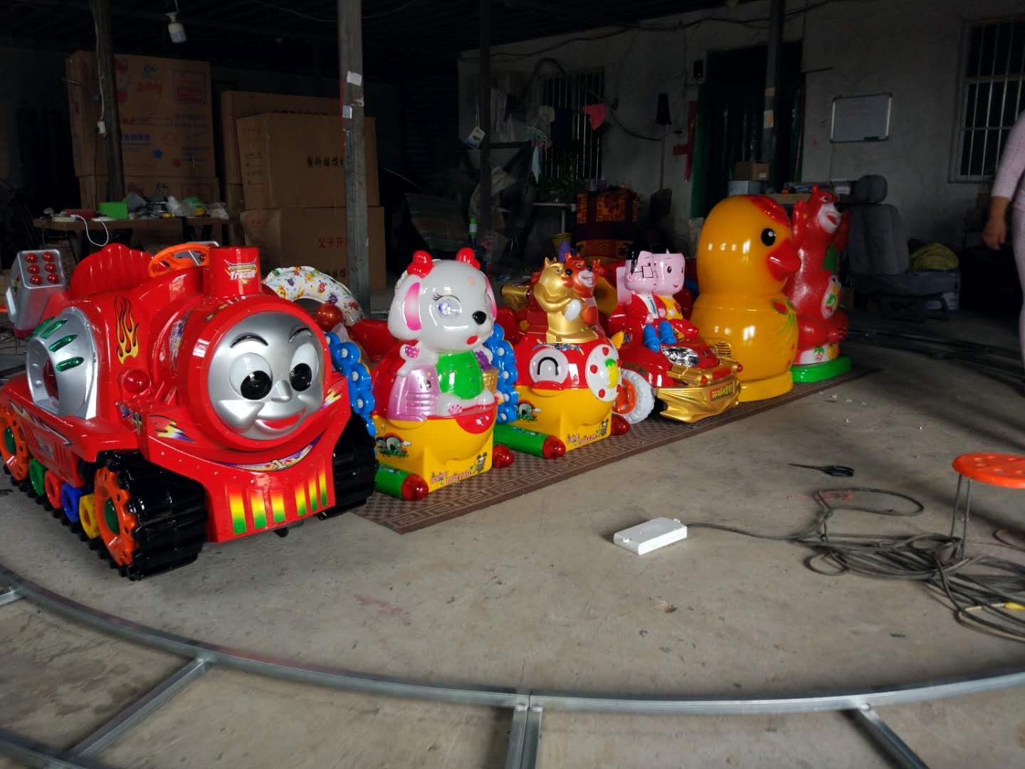 無軌火車圖片/無軌火車樣板圖 (1)