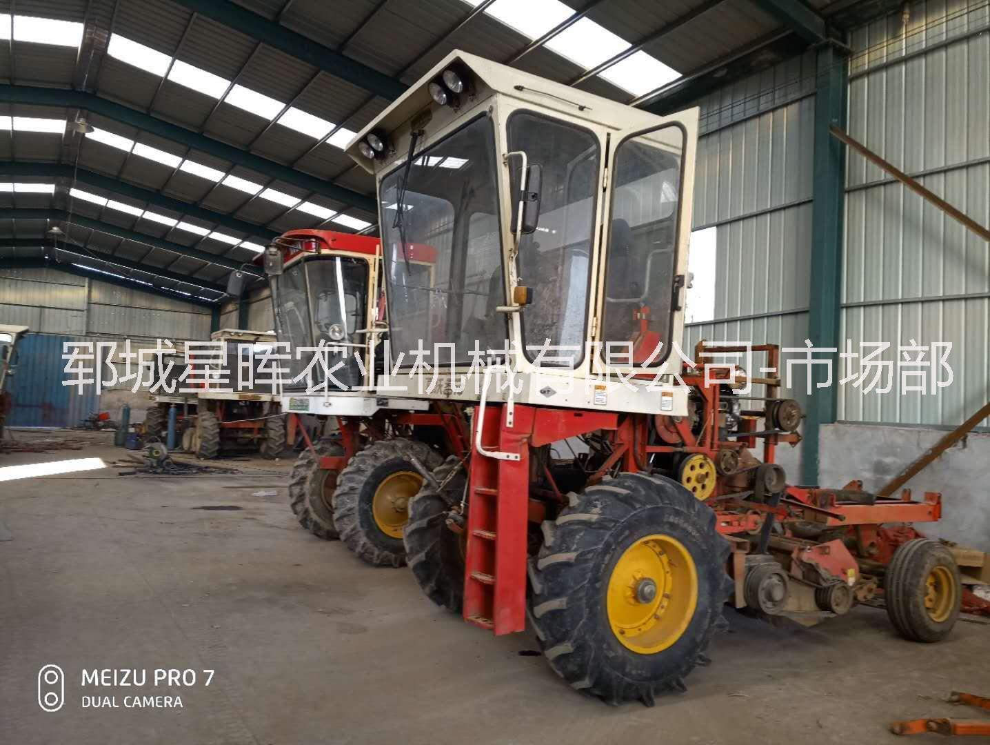 大型玉米秸稈青儲機青貯打捆機全自動收割粉碎回收多功能一體機