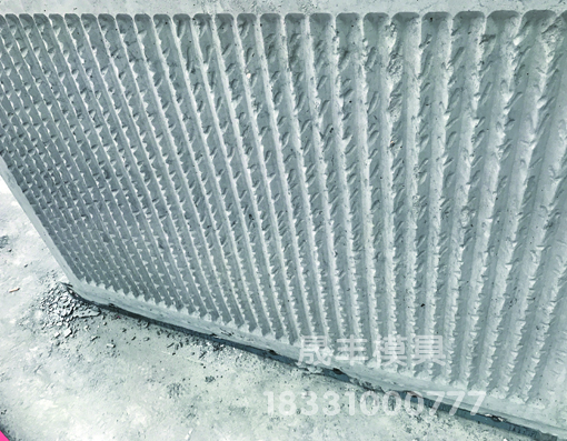 裝配平鋪式生態(tài)景觀護坡形式介紹