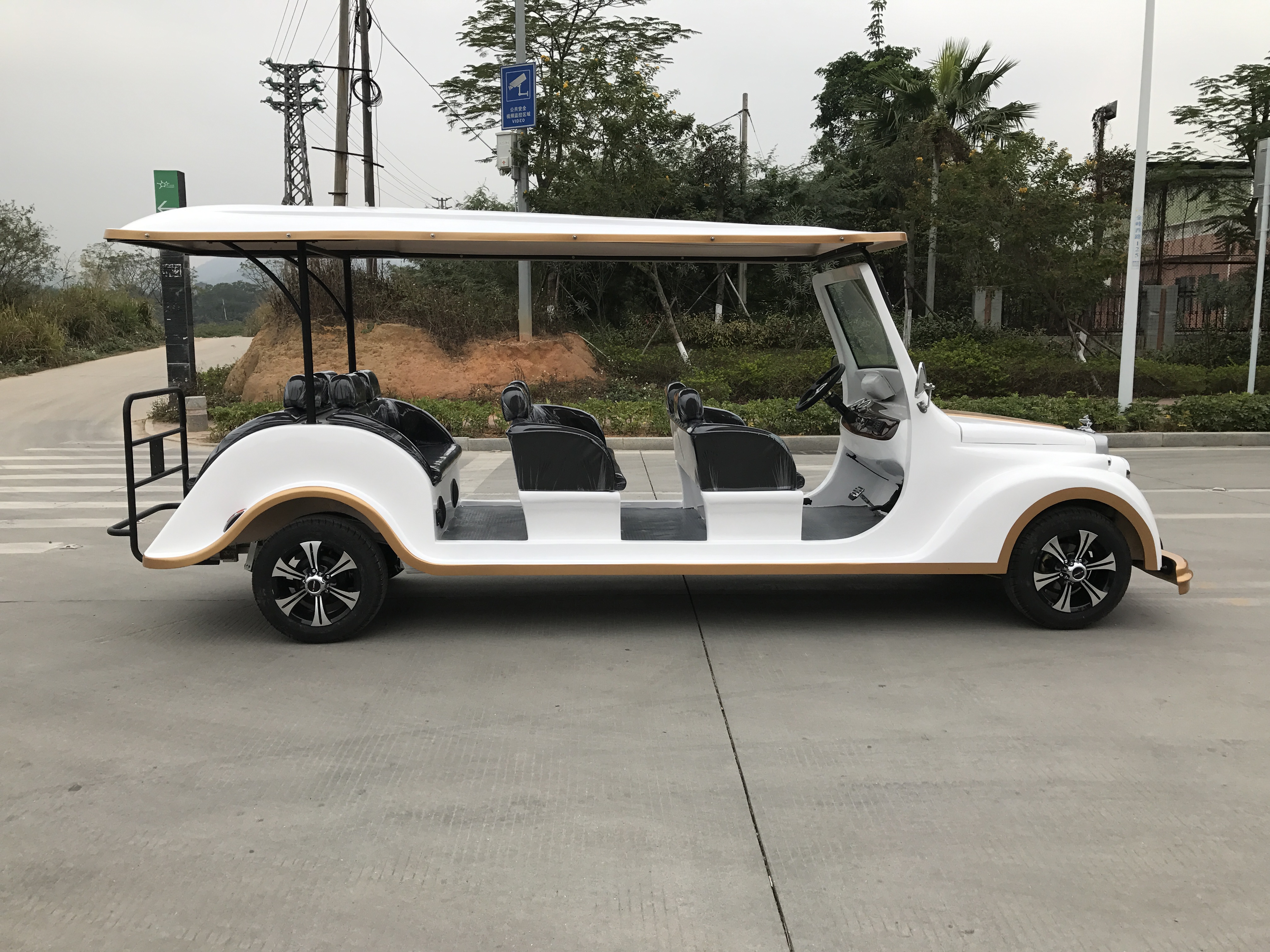 鑫躍八座電動(dòng)觀光車XY-8E-1/景區(qū)電瓶車/八座電動(dòng)景區(qū)觀光車