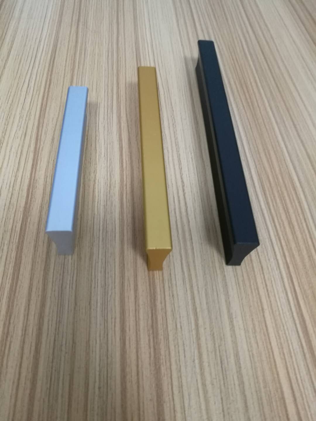 廠家直銷 弘渡鋁合金門拉手把手衣柜櫥柜酒柜抽柜適用 AB016啞光啞金啞黑鋁拉手