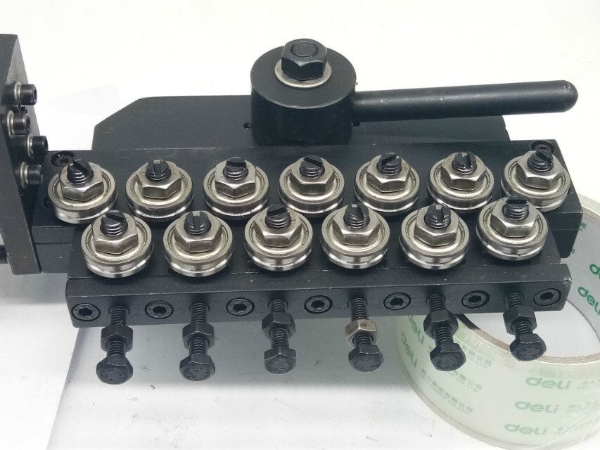 鋼絲拉直器圖片