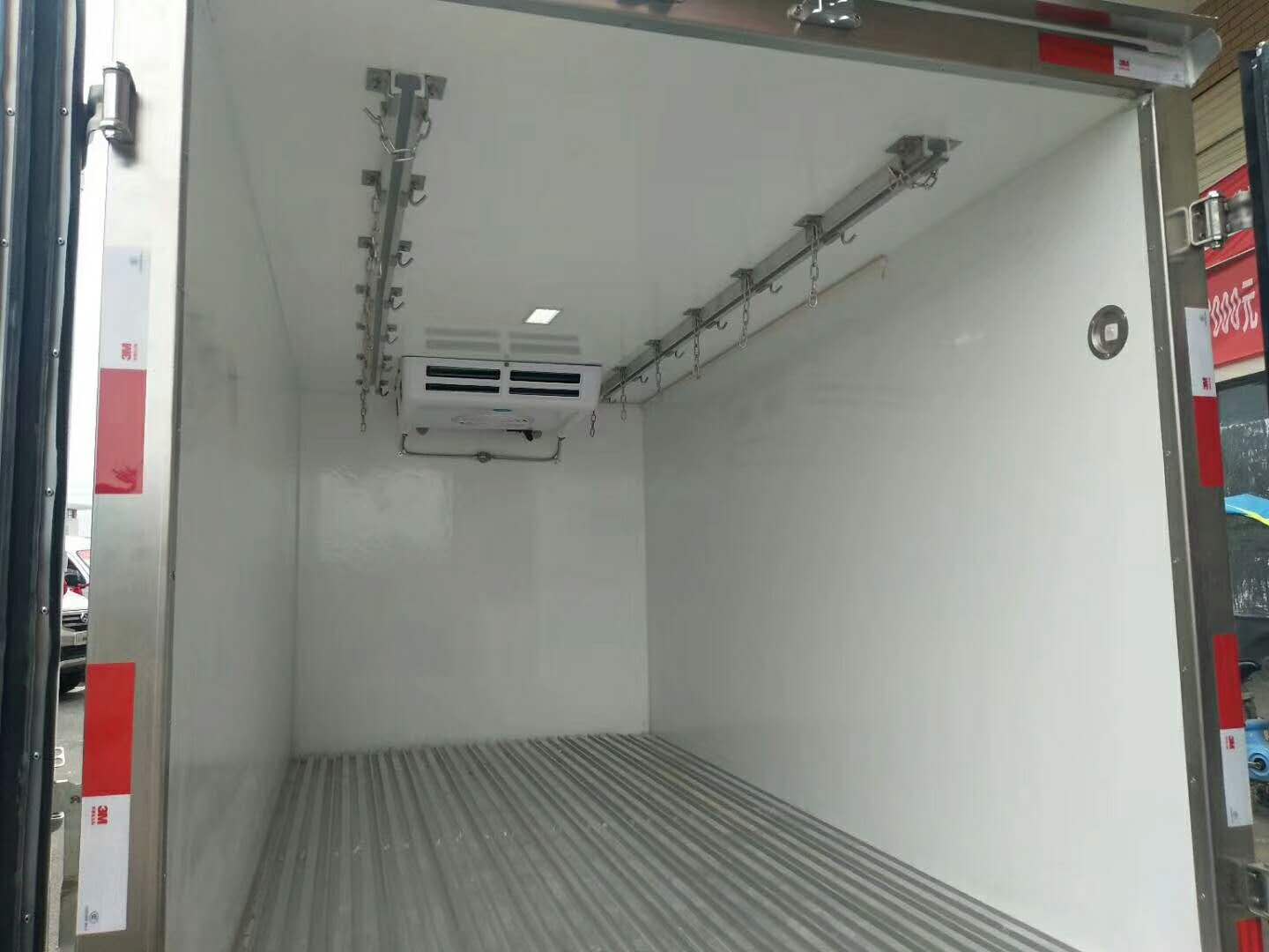 東風(fēng)天錦國(guó)五保溫車(chē)圖片/東風(fēng)天錦國(guó)五保溫車(chē)樣板圖 (3)