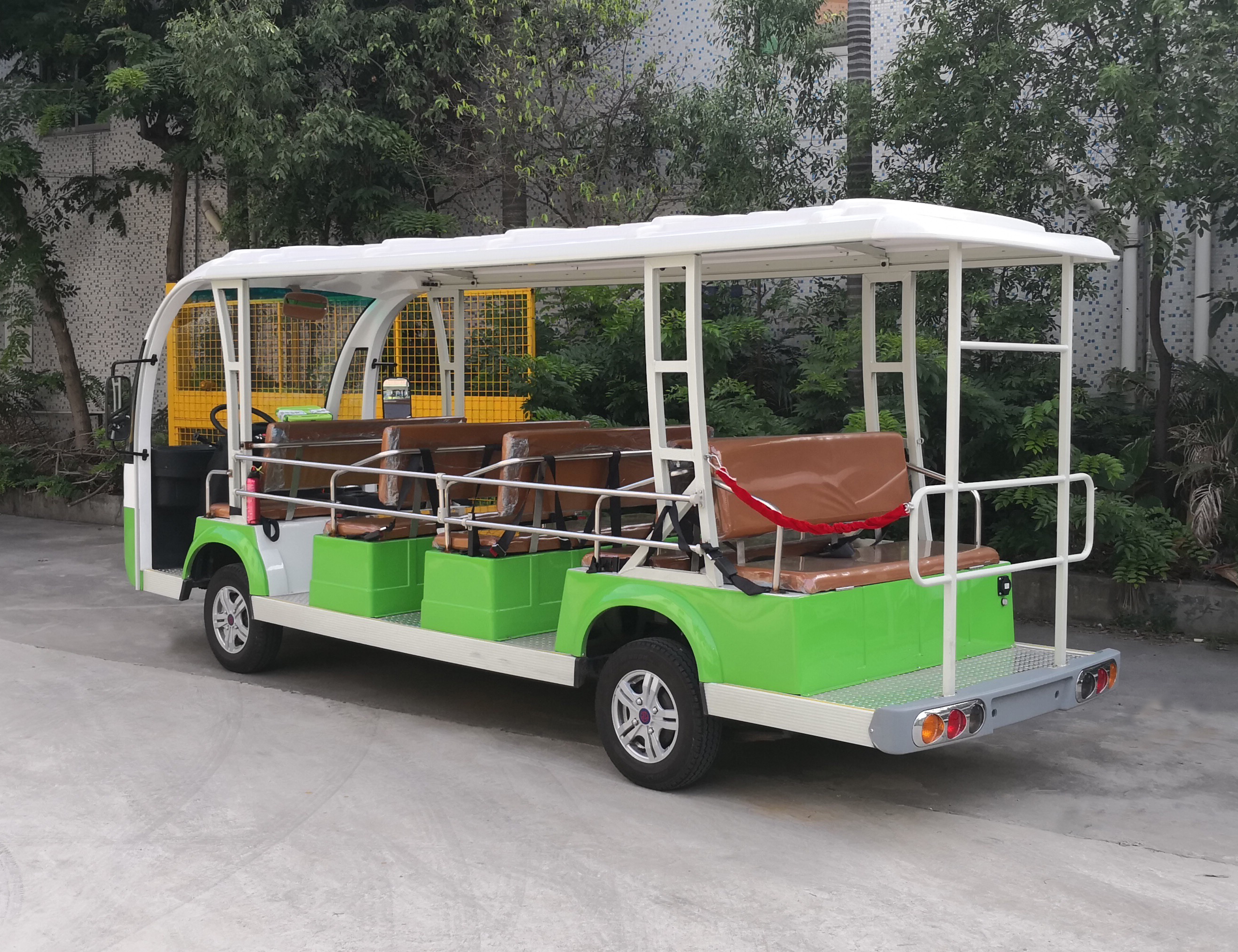 廠家推出新款14電動(dòng)觀光車(chē)圖片/廠家推出新款14電動(dòng)觀光車(chē)樣板圖 (3)