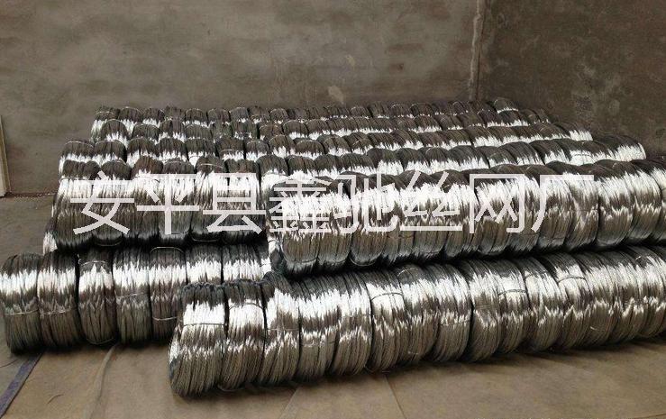 0.75mm冷鍍鋅絲廠家  0.8mm冷鍍鋅絲 定做各種規(guī)格絲徑的鍍鋅絲