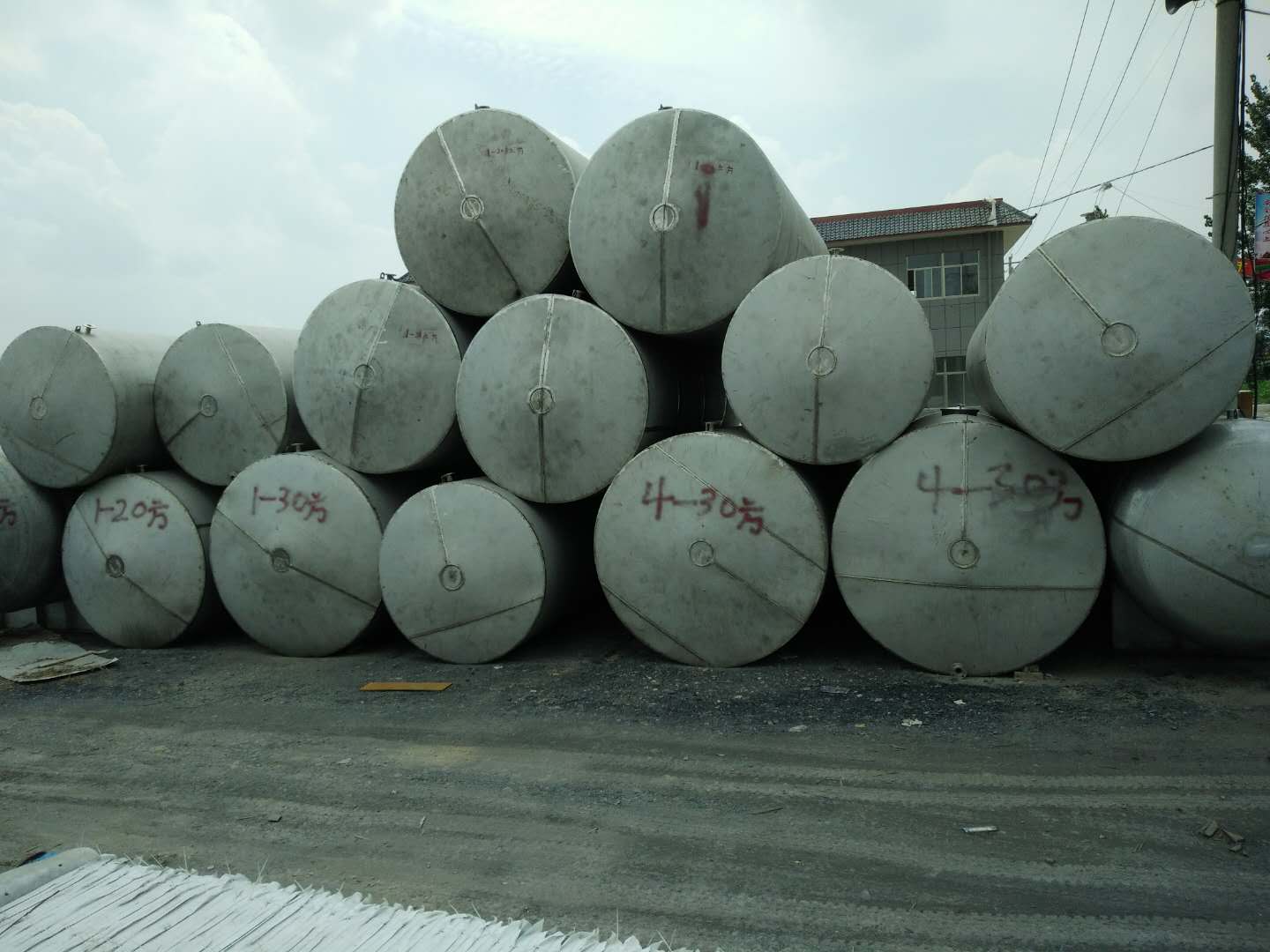 臥式儲罐圖片/臥式儲罐樣板圖 (4)