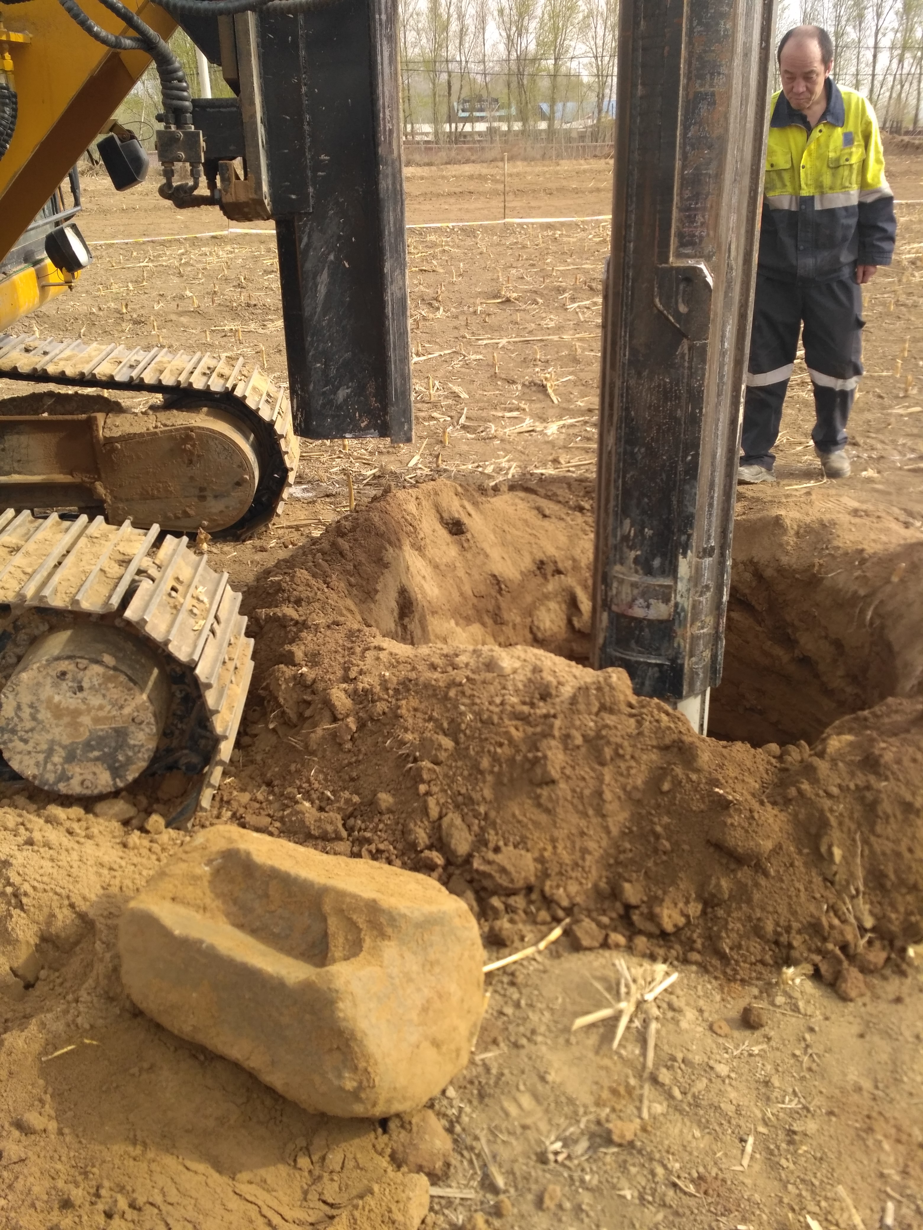 國內(nèi)旋挖鉆機(jī)哪家好？山東利達(dá)廠家