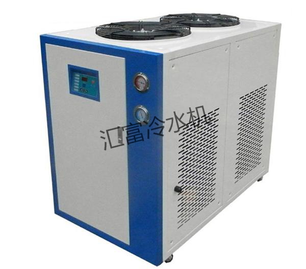 加工中心專(zhuān)用油冷機(jī)圖片/加工中心專(zhuān)用油冷機(jī)樣板圖 (1)