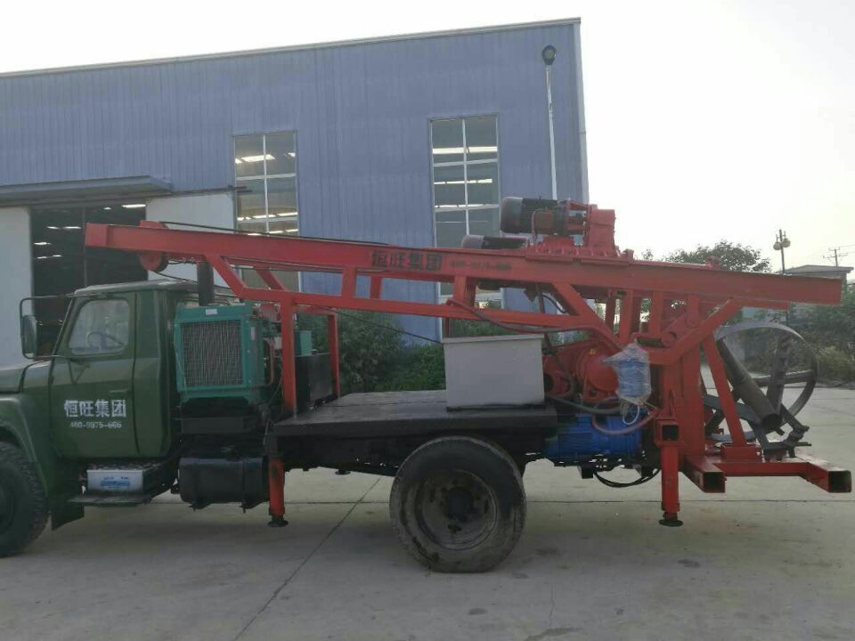 拖車式正反循環(huán)鉆機(jī)圖片