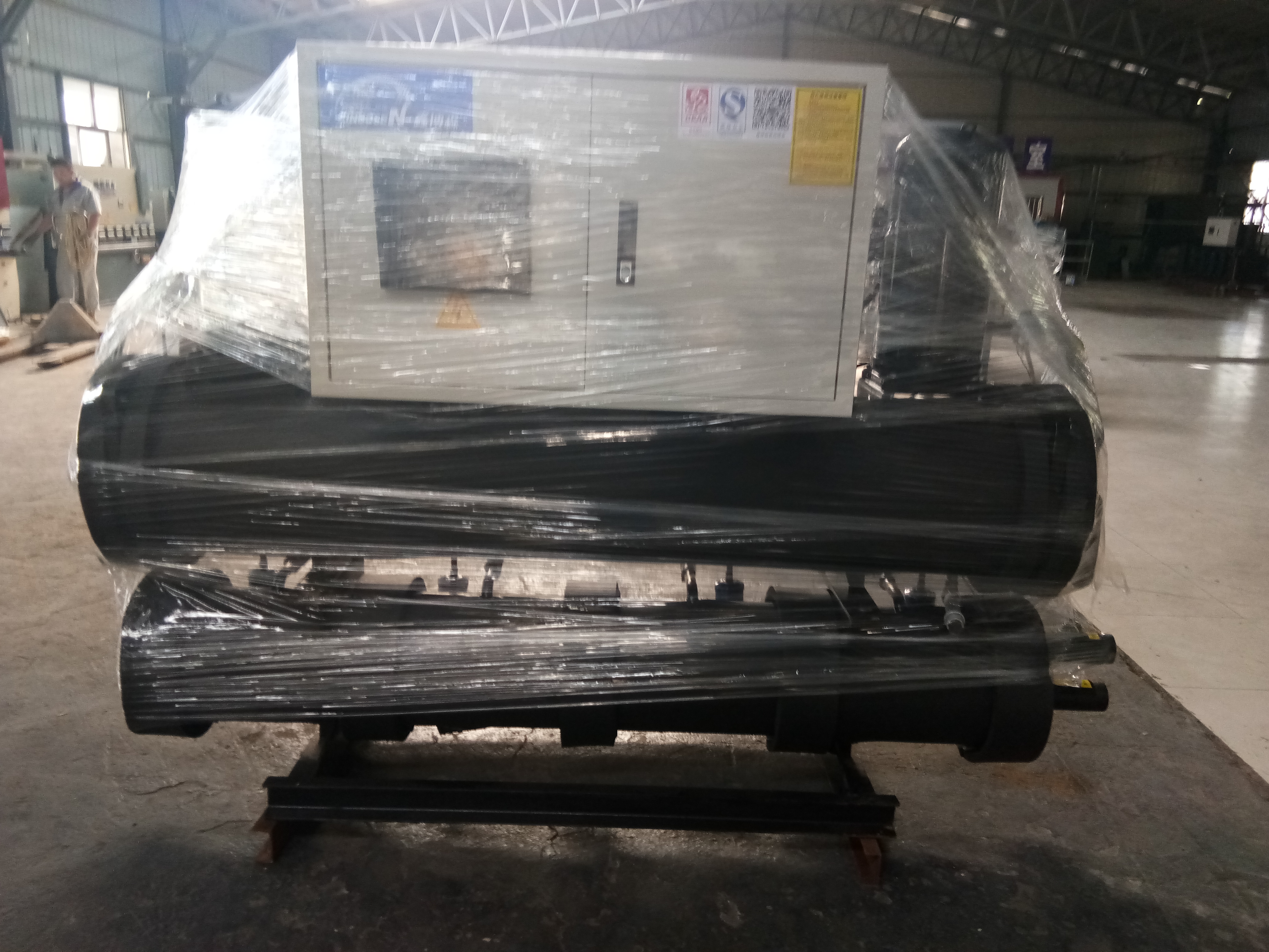 水源熱泵機(jī)組圖片/水源熱泵機(jī)組樣板圖 (4)