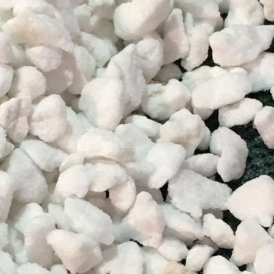 大顆粒隔熱保溫隔膨脹珍珠巖批發(fā)圖片/大顆粒隔熱保溫隔膨脹珍珠巖批發(fā)樣板圖 (2)