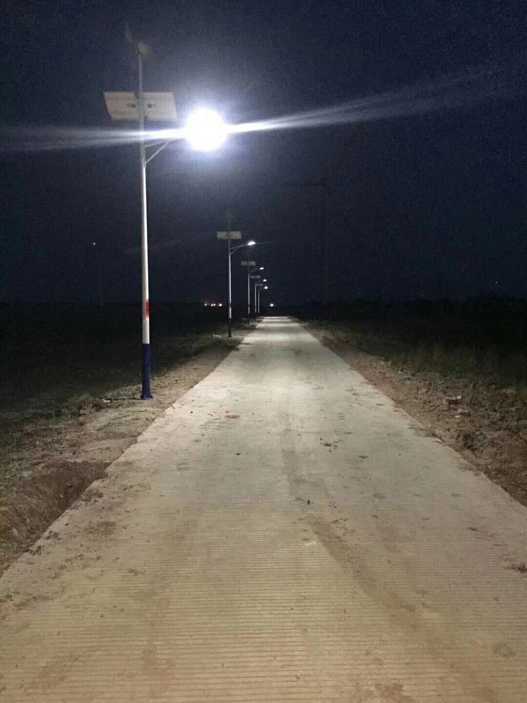 風(fēng)力發(fā)電太陽能圖片/風(fēng)力發(fā)電太陽能樣板圖 (3)