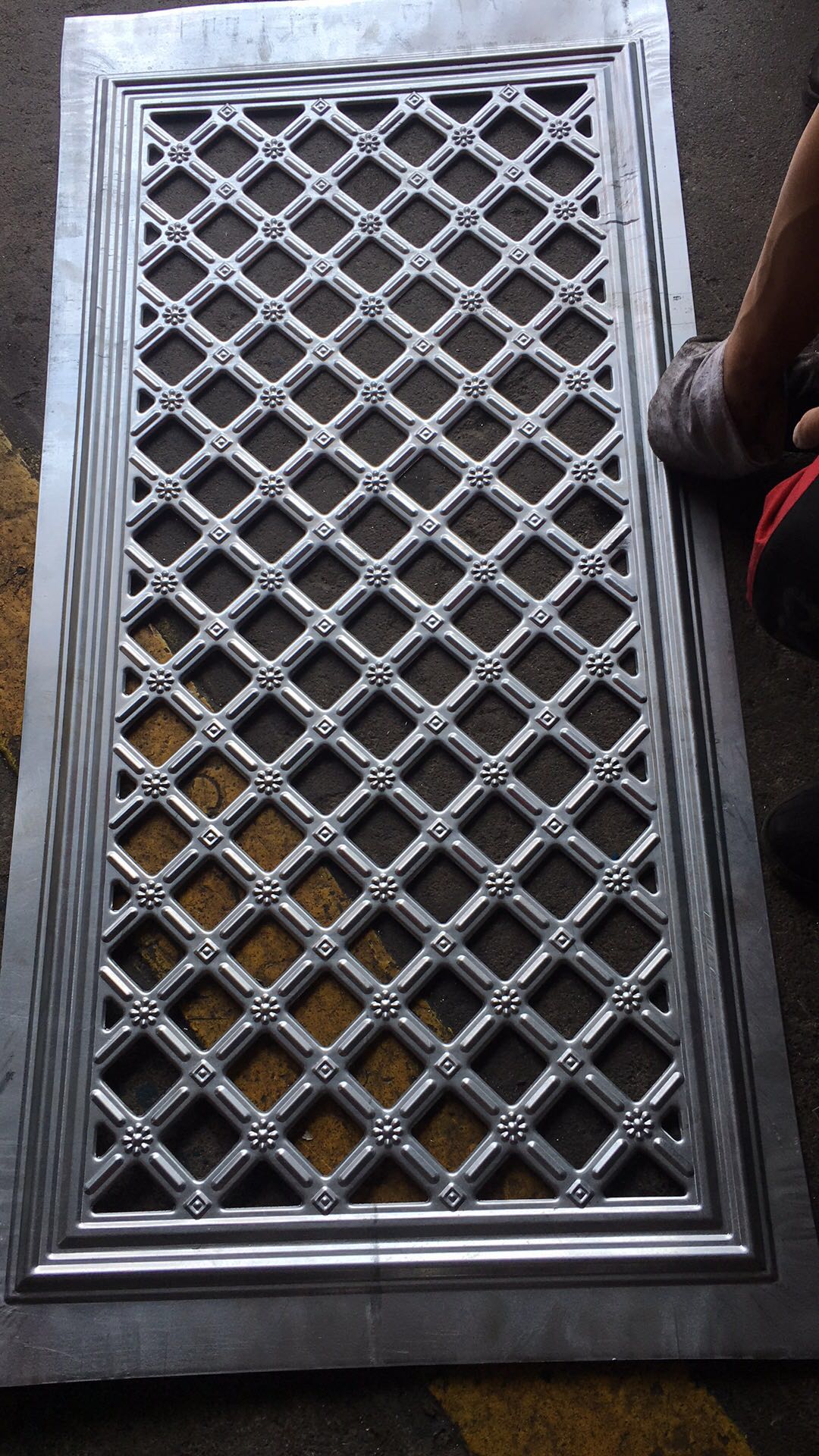 昌盛模具專業(yè)生產(chǎn)山東，東北沖孔類圖片/昌盛模具專業(yè)生產(chǎn)山東，東北沖孔類樣板圖 (3)