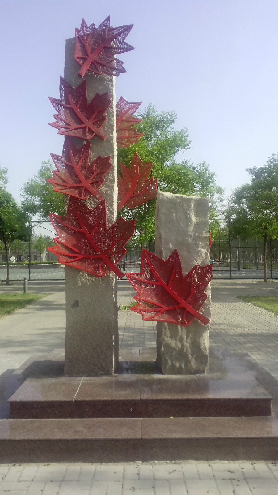池州公園楓葉雕塑，安徽不銹鋼雕塑圖片/池州公園楓葉雕塑，安徽不銹鋼雕塑樣板圖 (2)