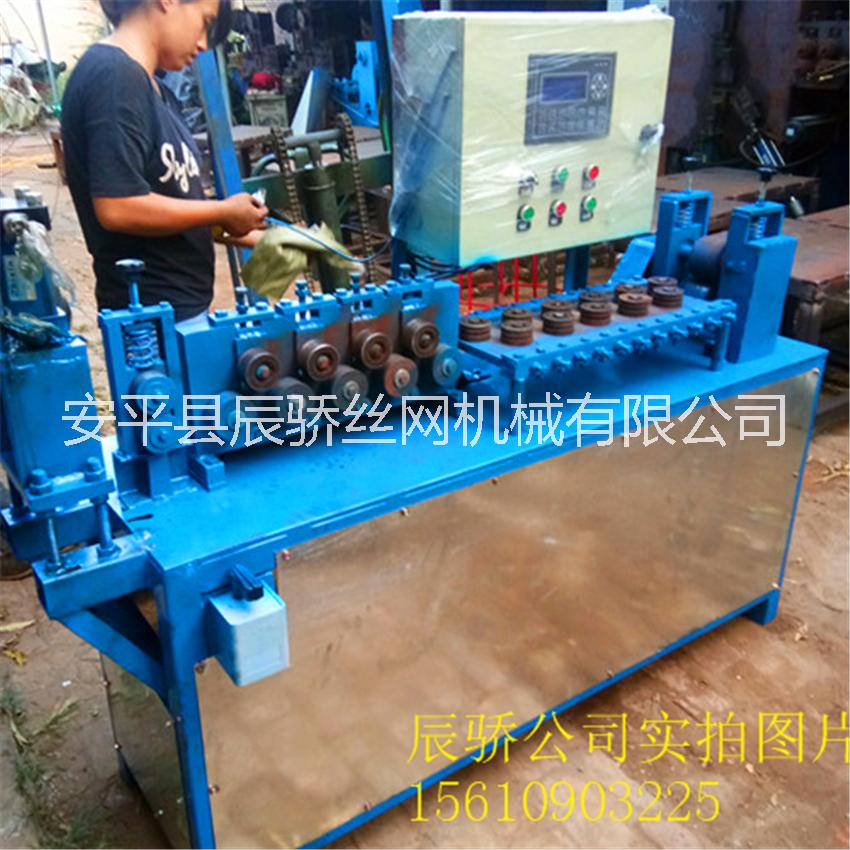 辰驕機(jī)械供應(yīng)扁絲調(diào)直機(jī)，矯直精度高，*惠