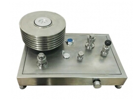 秦皇島LDW-B-60T 活塞壓力計(jì)/60MPa新規(guī)程活塞式壓力計(jì)/二等活塞壓力計(jì)0.02級(jí)