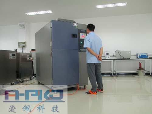 高低溫度沖擊試驗(yàn)箱圖片/高低溫度沖擊試驗(yàn)箱樣板圖 (1)
