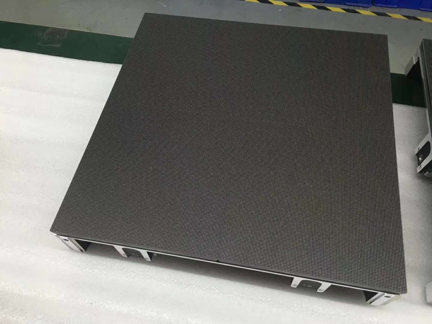 P1.875室內(nèi)小間距圖片